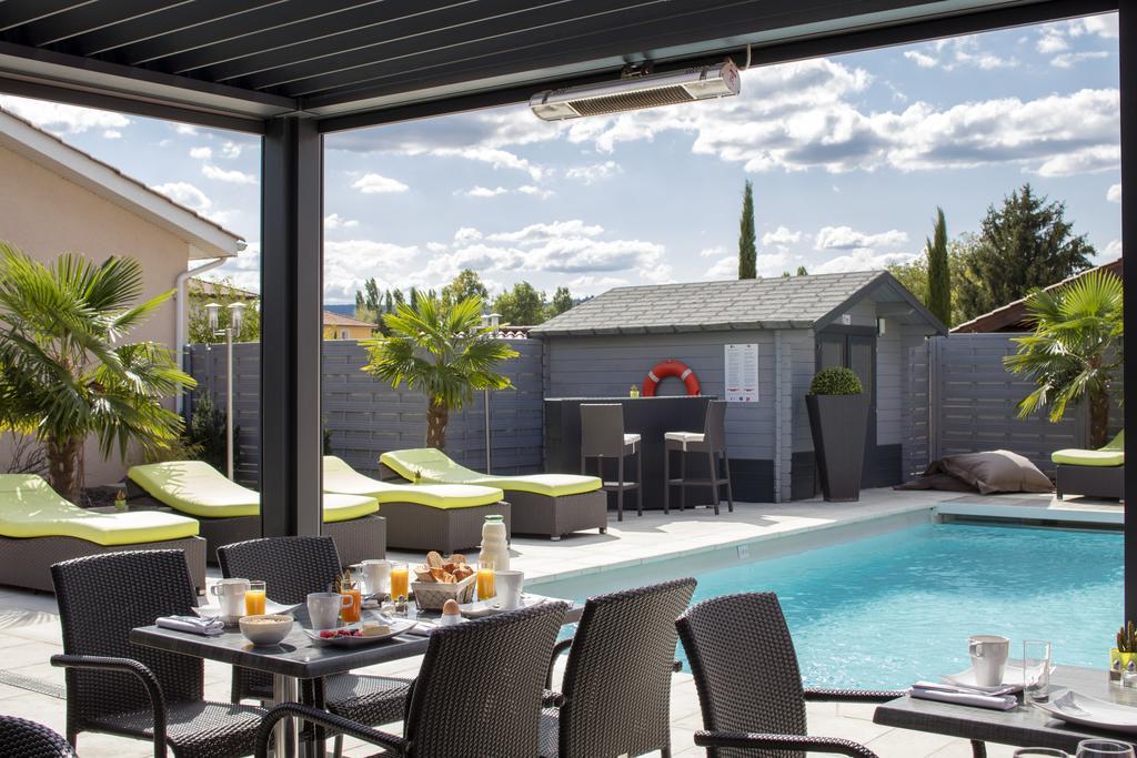 Contact Hotels Les Pierres Dorees Ambérieux d'Azergues Екстериор снимка