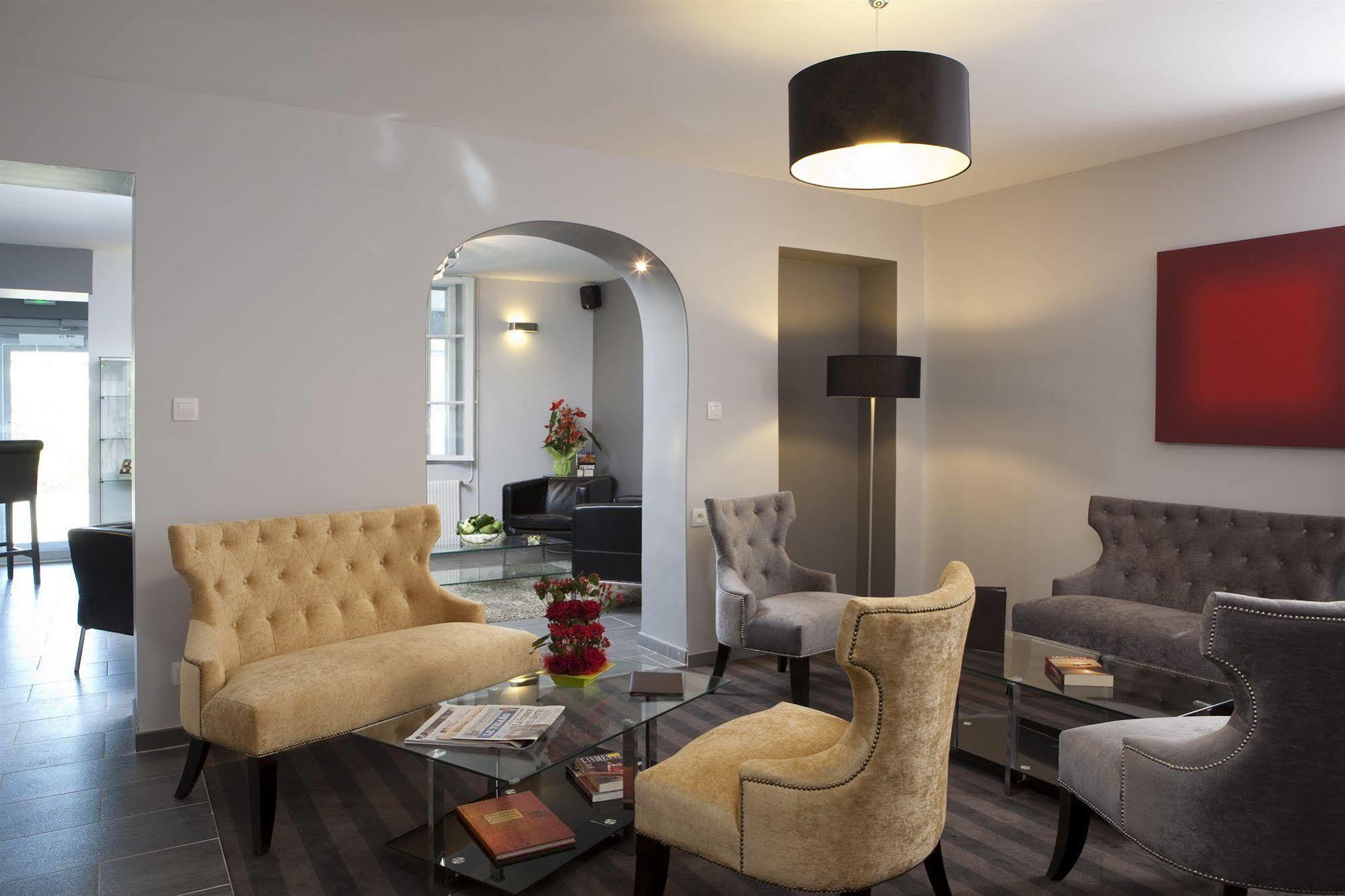 Contact Hotels Les Pierres Dorees Ambérieux d'Azergues Екстериор снимка